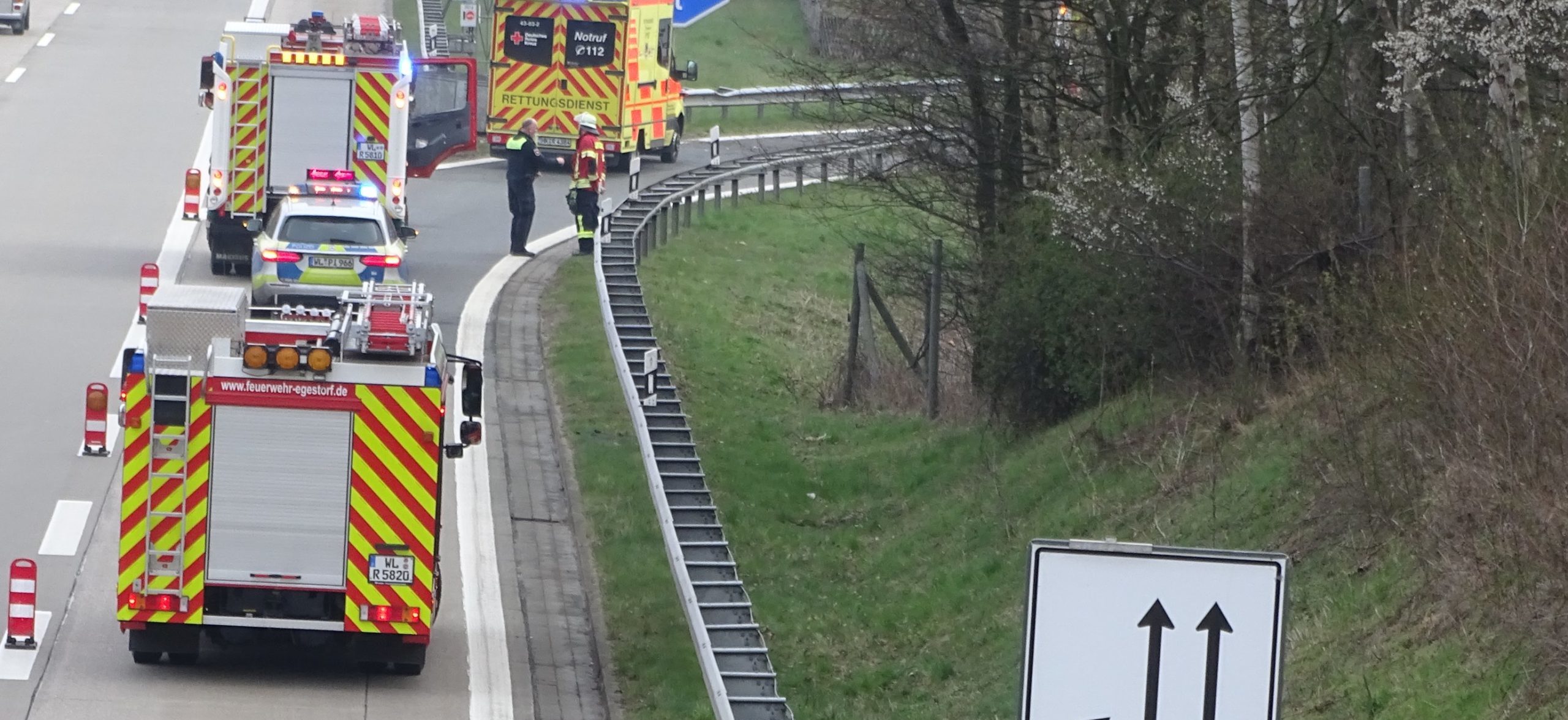 Vier Verletzte Nach Verkehrsunfall An Der Anschlussstelle Garlstorf Feuerwehr Samtgemeinde 1845